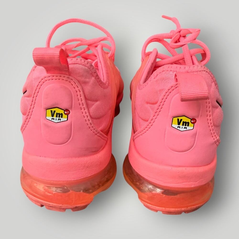 NIKE AIR VAPORMAX PLUS RUNNING SHOES WOMEN SIZE 8 US PINK - Picture 4 of 10